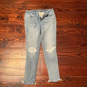 American Eagle jeans begging a size 6